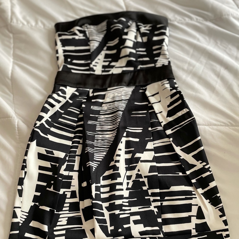 Black and white strapless dress